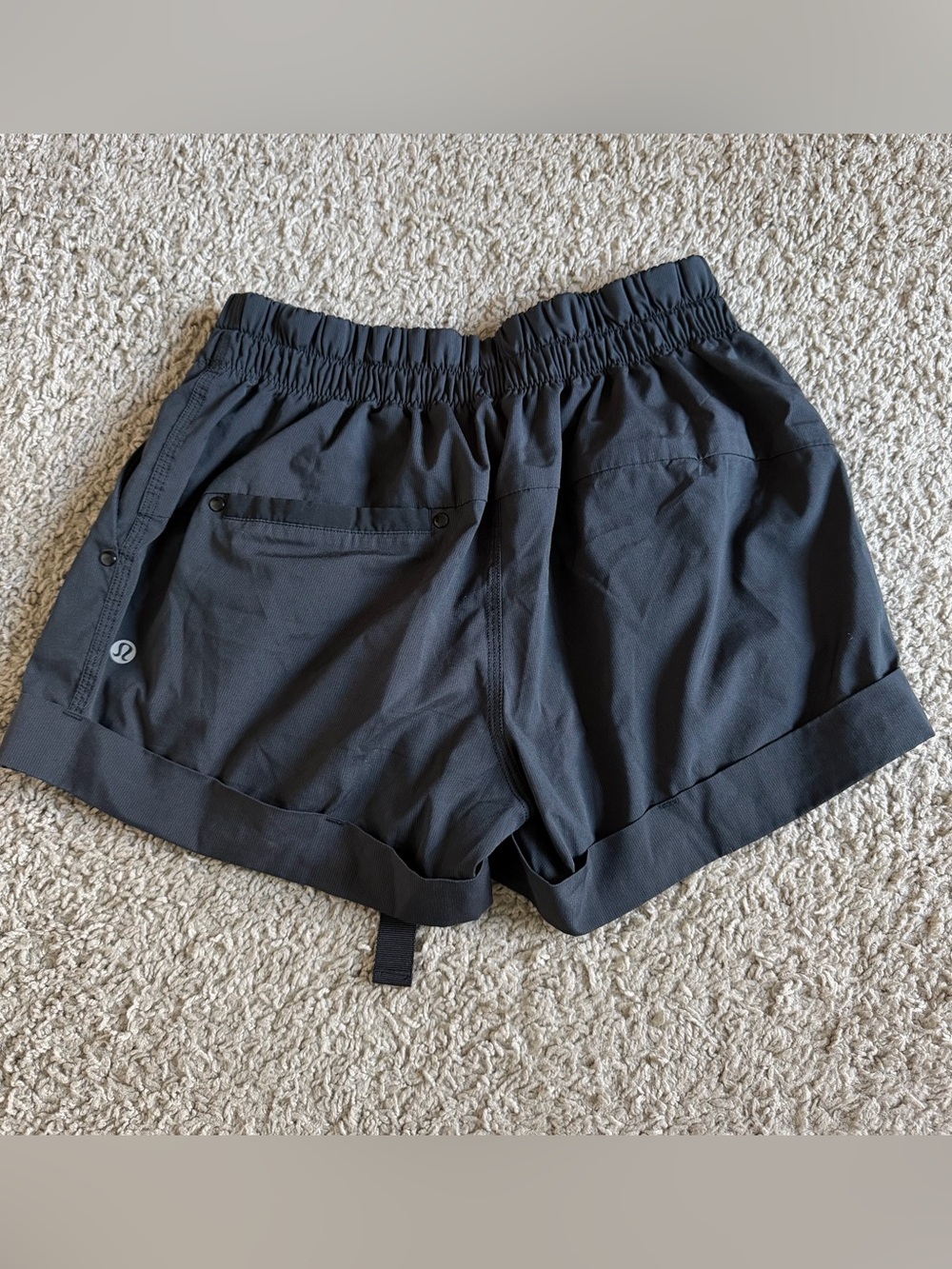 Lululemon Spring Break Away Shorts - Picture 2 of 7